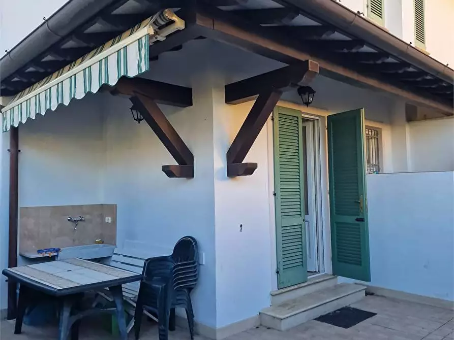 casa indipendente in vendita a Forte dei Marmi in zona Vittoria Apuana
