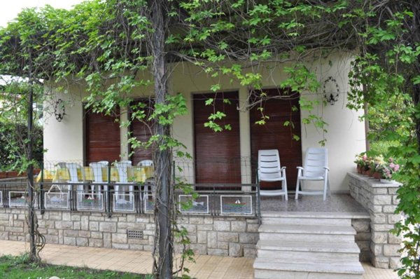 casa indipendente in vendita a Forte dei Marmi