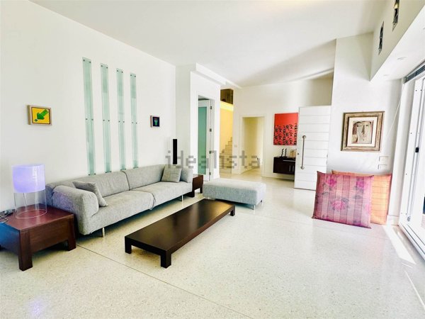 casa indipendente in vendita a Forte dei Marmi