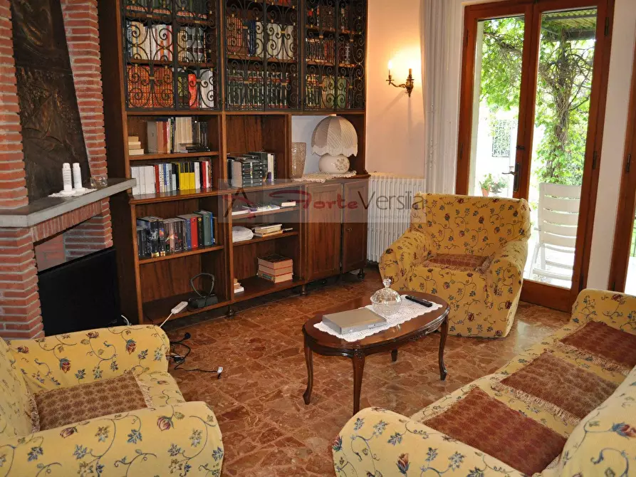 casa indipendente in vendita a Forte dei Marmi