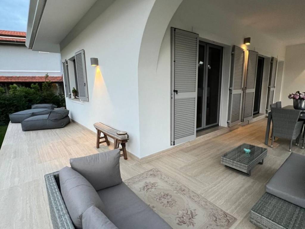 casa indipendente in vendita a Forte dei Marmi