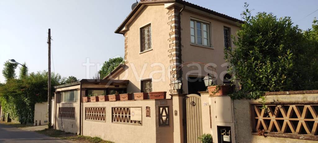casa indipendente in vendita a Forte dei Marmi