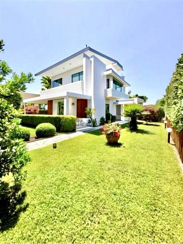 casa indipendente in vendita a Forte dei Marmi