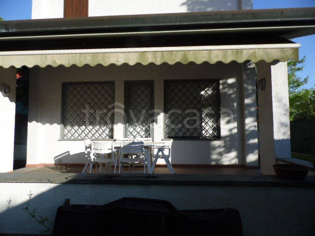 casa indipendente in vendita a Forte dei Marmi