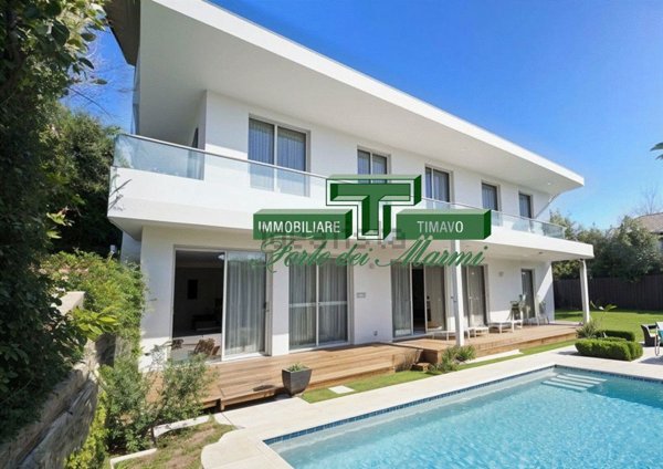 casa indipendente in vendita a Forte dei Marmi