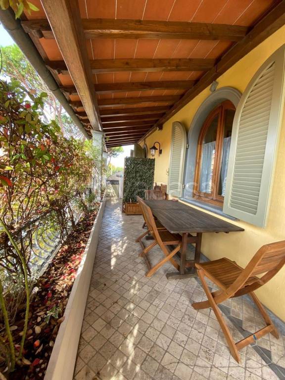 appartamento in vendita a Forte dei Marmi