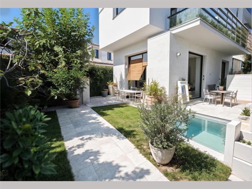 casa indipendente in vendita a Forte dei Marmi