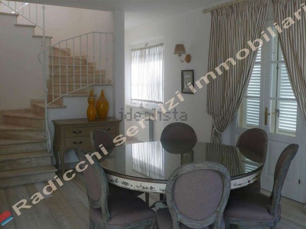 casa indipendente in vendita a Forte dei Marmi in zona Vittoria Apuana