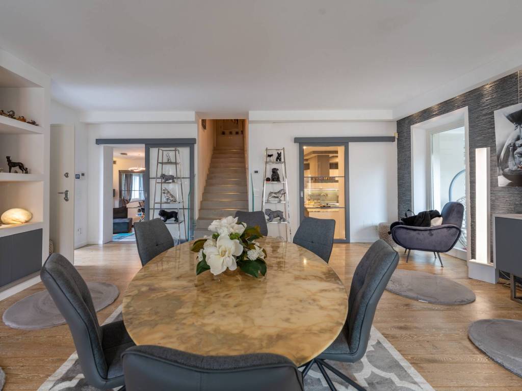 casa indipendente in vendita a Forte dei Marmi in zona Vaiana