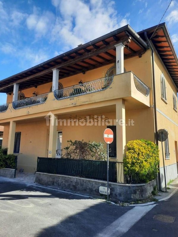 appartamento in vendita a Forte dei Marmi