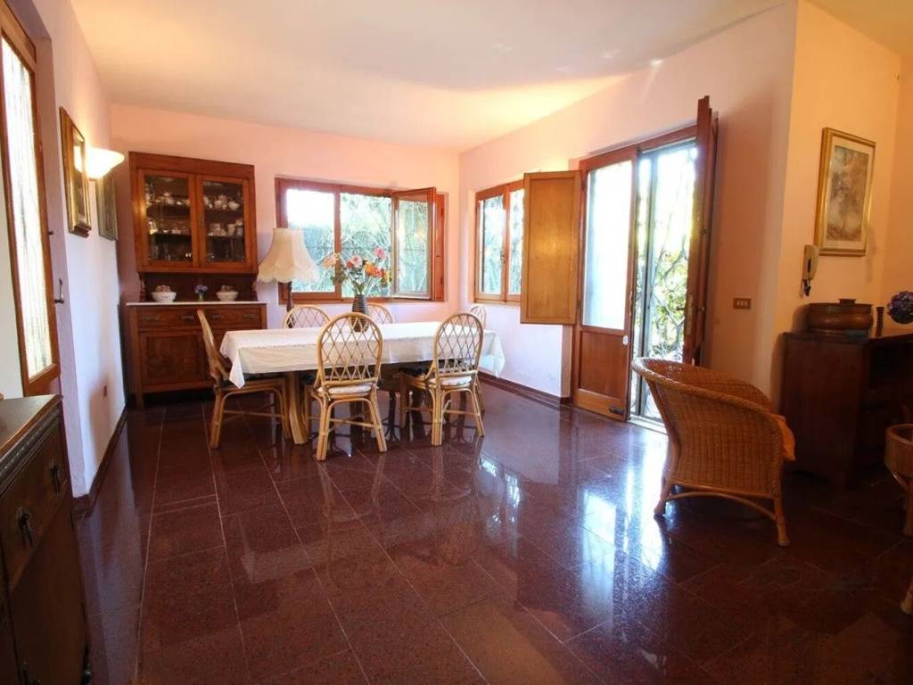 casa indipendente in vendita a Forte dei Marmi
