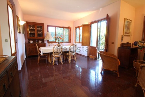 casa indipendente in vendita a Forte dei Marmi
