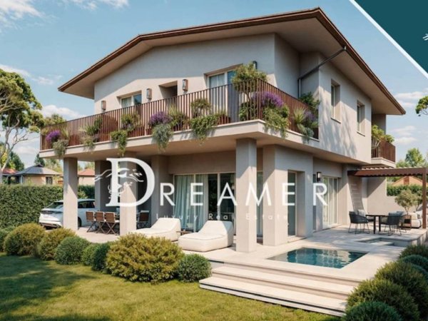 casa indipendente in vendita a Forte dei Marmi