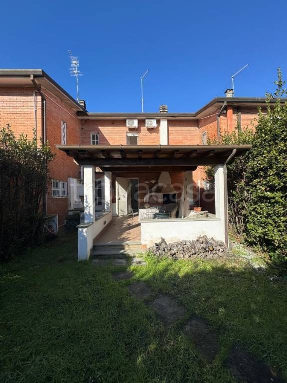 casa indipendente in vendita a Forte dei Marmi