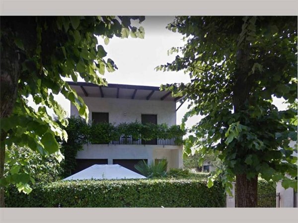 casa indipendente in vendita a Forte dei Marmi