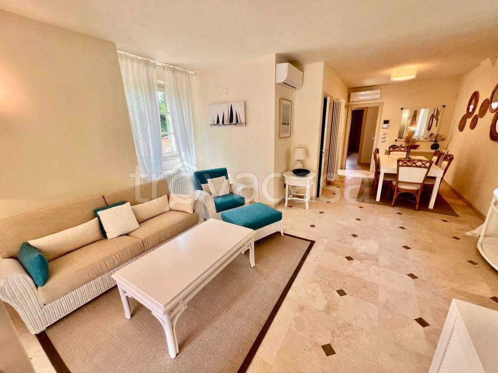 casa indipendente in vendita a Forte dei Marmi in zona Vittoria Apuana