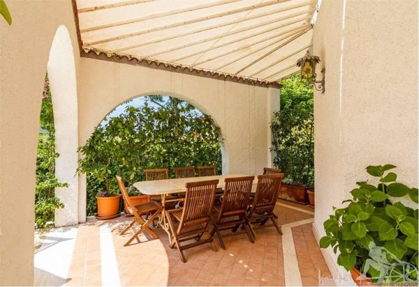 casa indipendente in vendita a Forte dei Marmi