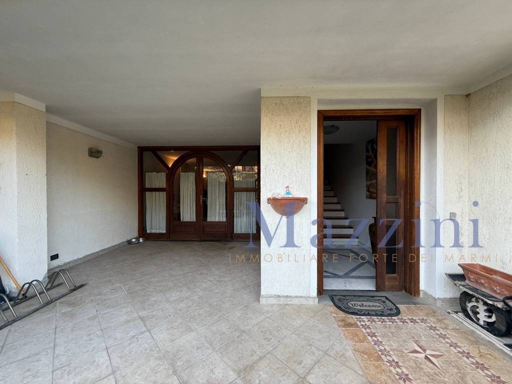 casa indipendente in vendita a Forte dei Marmi
