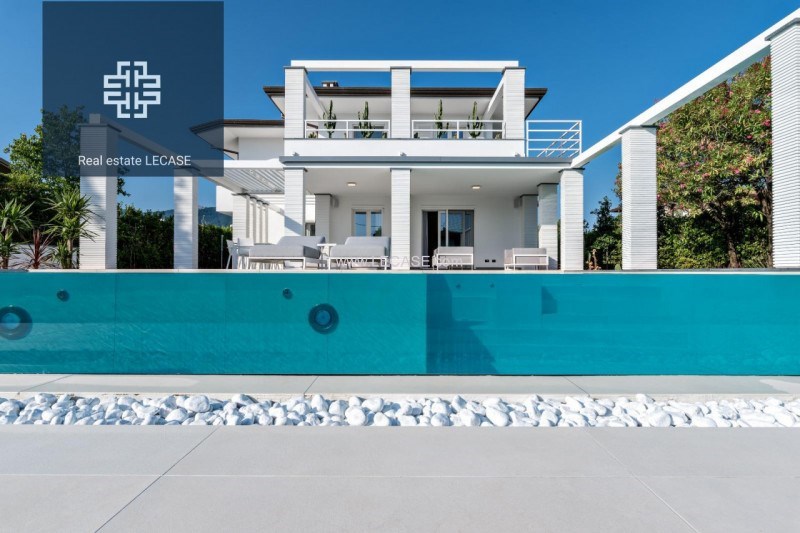 casa indipendente in vendita a Forte dei Marmi