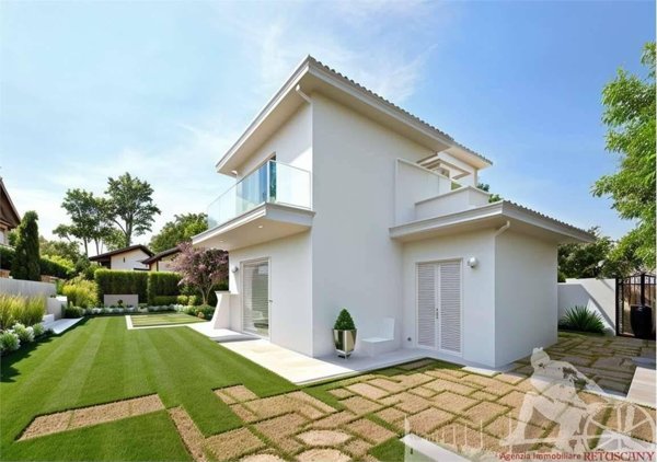 casa indipendente in vendita a Forte dei Marmi