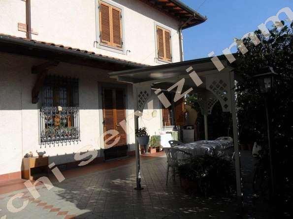 casa indipendente in vendita a Forte dei Marmi