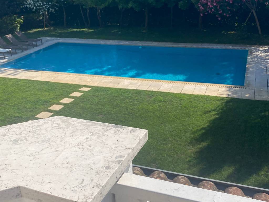 casa indipendente in vendita a Forte dei Marmi in zona Vittoria Apuana