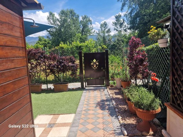 casa indipendente in vendita a Forte dei Marmi in zona Vittoria Apuana