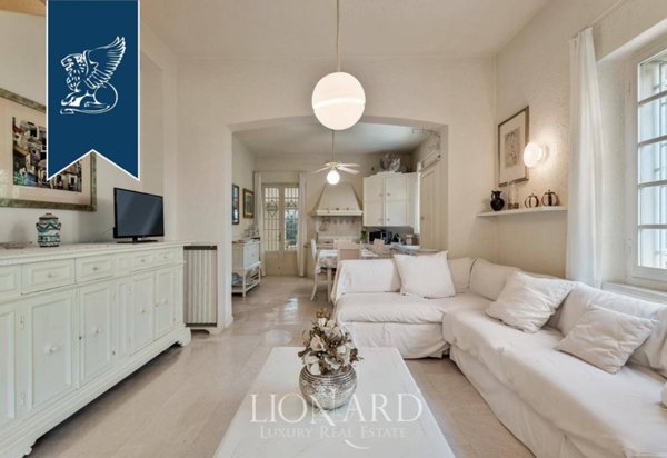 casa indipendente in vendita a Forte dei Marmi