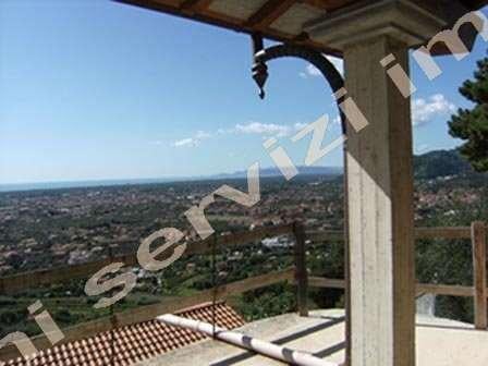 casa indipendente in vendita a Forte dei Marmi