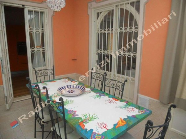 casa indipendente in vendita a Forte dei Marmi