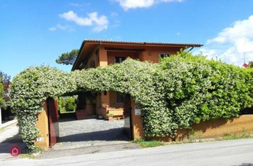 casa indipendente in vendita a Forte dei Marmi