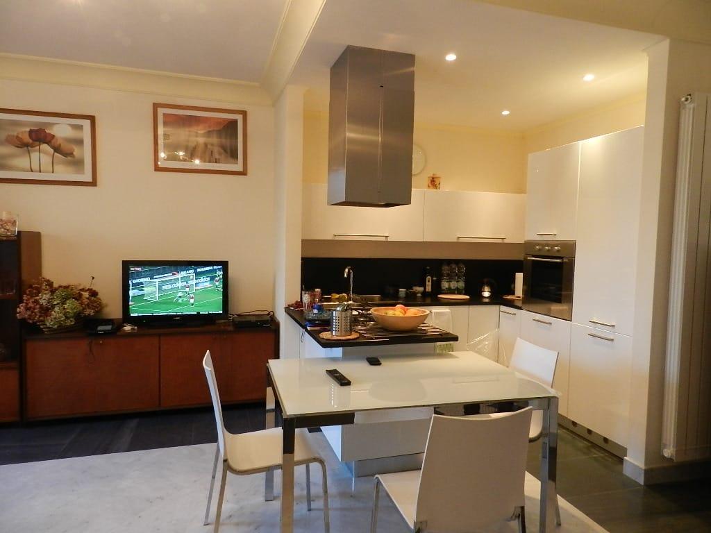 casa indipendente in vendita a Forte dei Marmi