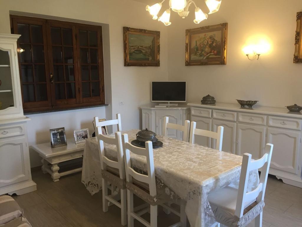 casa indipendente in vendita a Forte dei Marmi in zona Vittoria Apuana