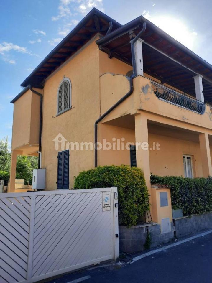 appartamento in vendita a Forte dei Marmi
