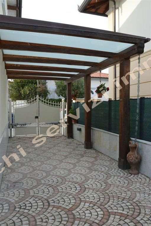 casa indipendente in vendita a Forte dei Marmi
