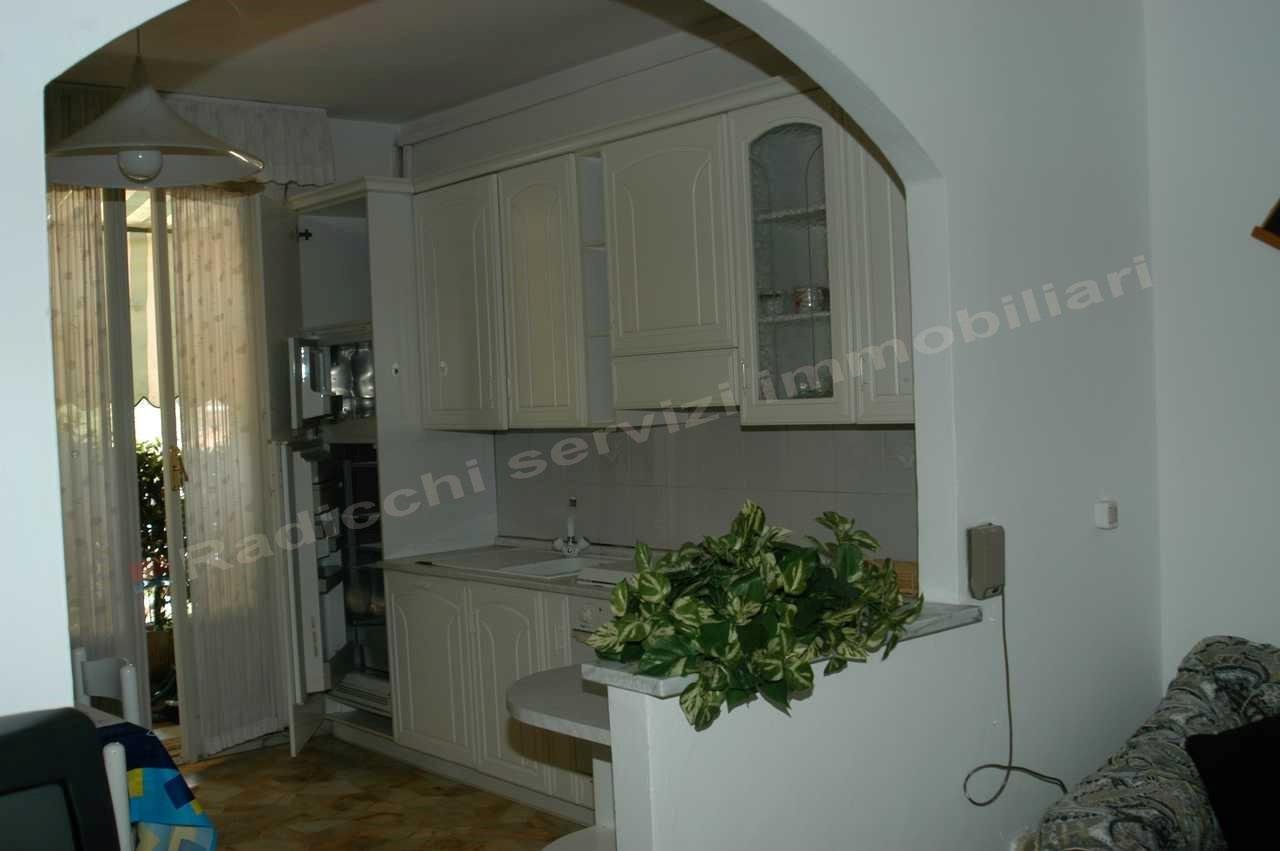 appartamento in vendita a Forte dei Marmi in zona Vittoria Apuana