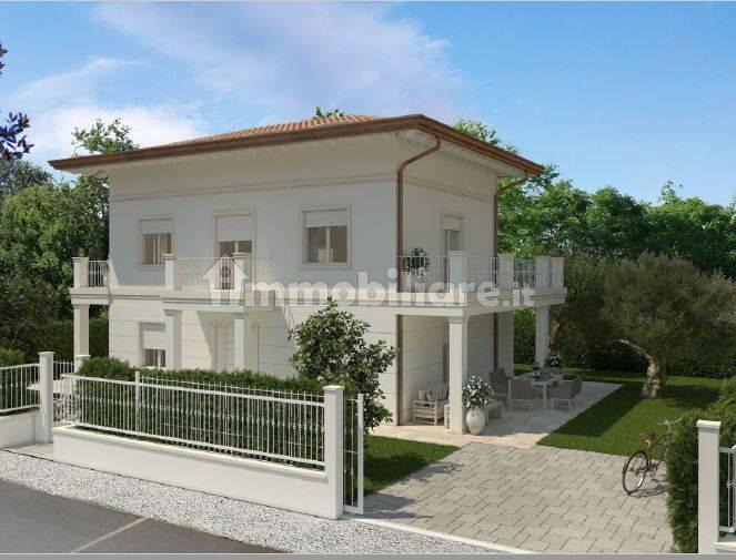 casa indipendente in vendita a Forte dei Marmi