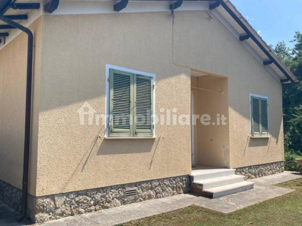 casa indipendente in vendita a Forte dei Marmi
