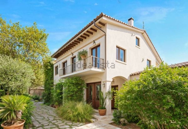 appartamento in vendita a Forte dei Marmi in zona Vittoria Apuana