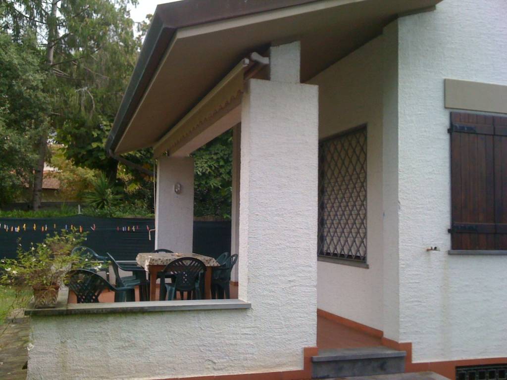 casa indipendente in vendita a Forte dei Marmi