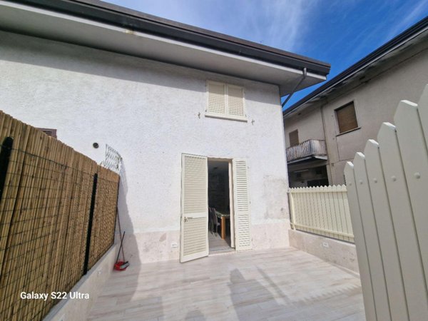 casa indipendente in vendita a Forte dei Marmi in zona Vittoria Apuana
