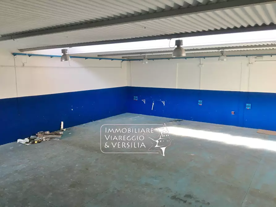 capannone in vendita a Forte dei Marmi