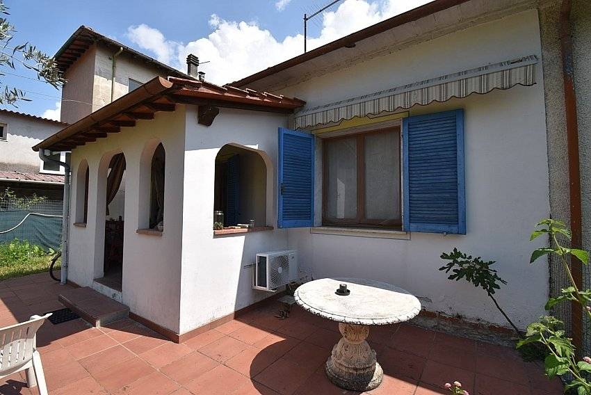 casa indipendente in vendita a Forte dei Marmi