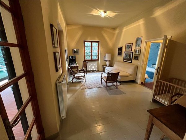 casa indipendente in vendita a Forte dei Marmi in zona Roma Imperiale