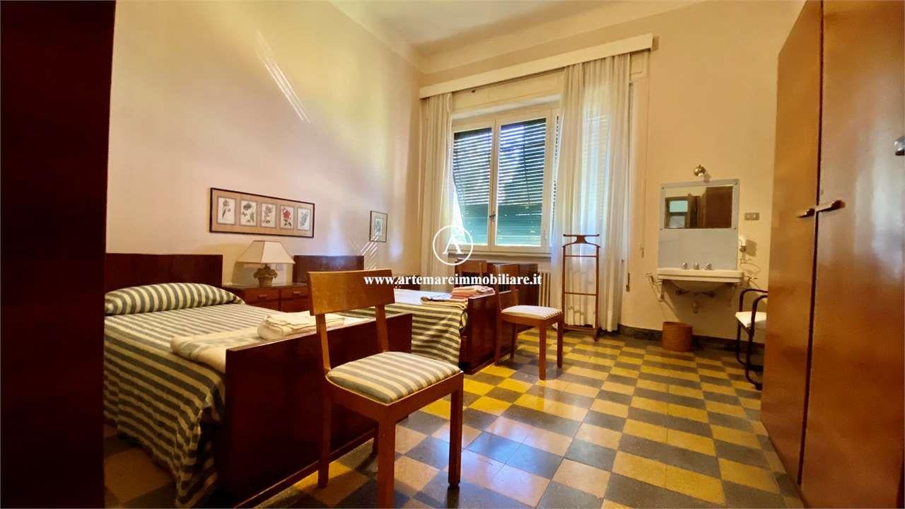casa indipendente in vendita a Forte dei Marmi in zona Roma Imperiale