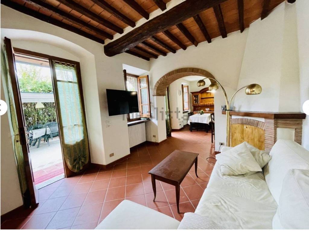 casa indipendente in vendita a Forte dei Marmi