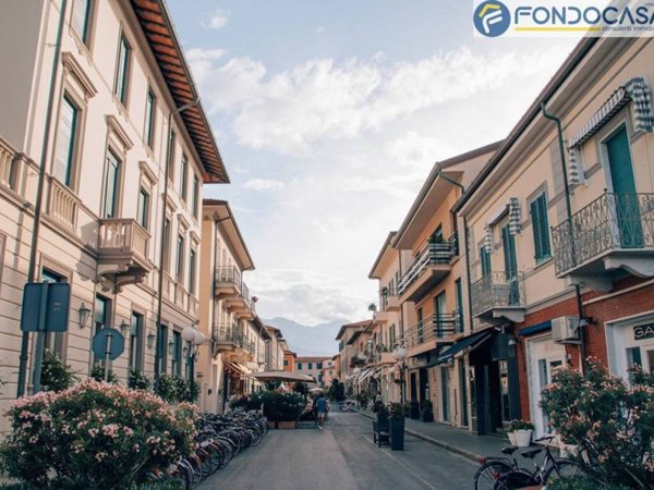 casa indipendente in vendita a Forte dei Marmi