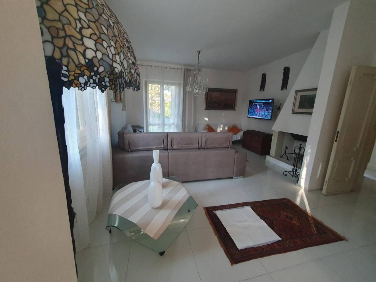 casa indipendente in vendita a Forte dei Marmi
