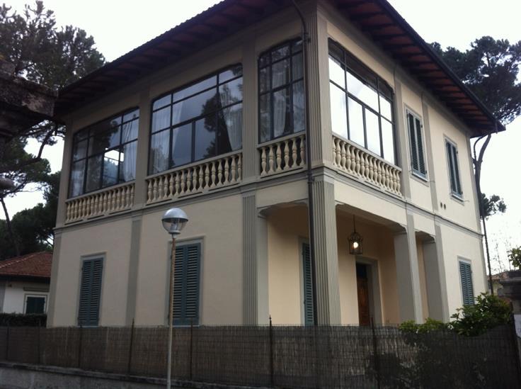 casa indipendente in vendita a Forte dei Marmi