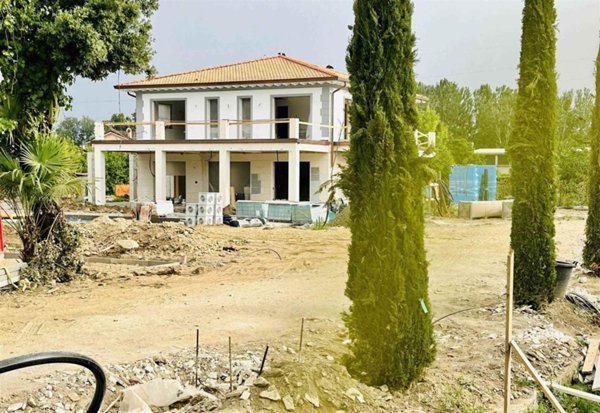 casa indipendente in vendita a Forte dei Marmi